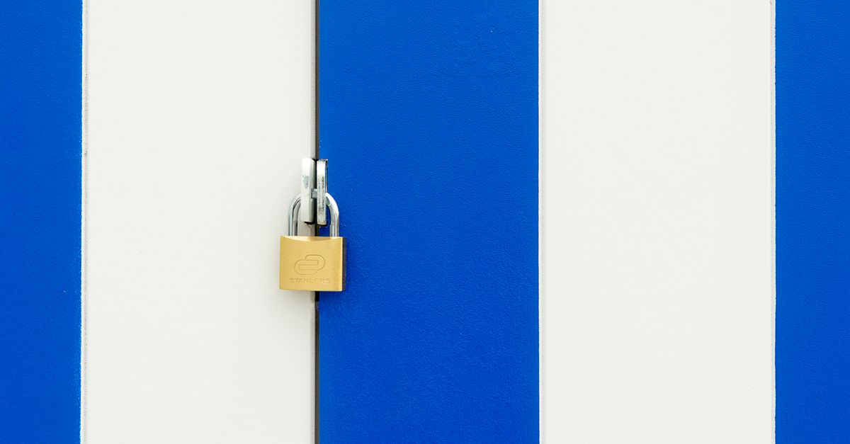 front door lock key — Fort Washington Locksmiths
