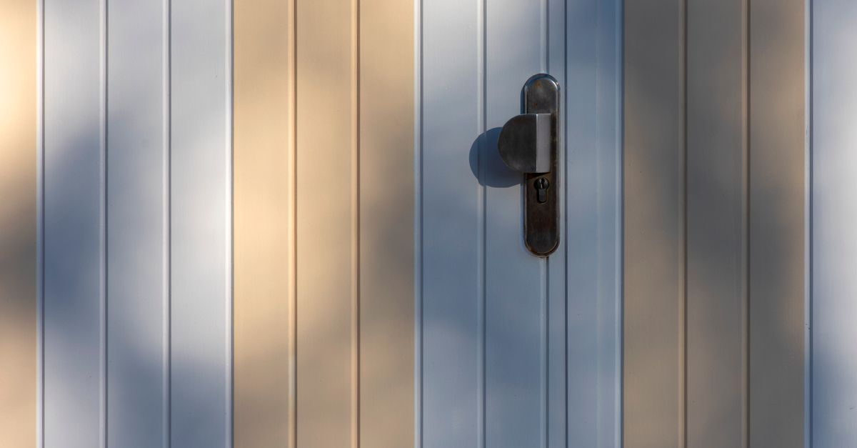 front door lock key — Fort Washington Locksmiths