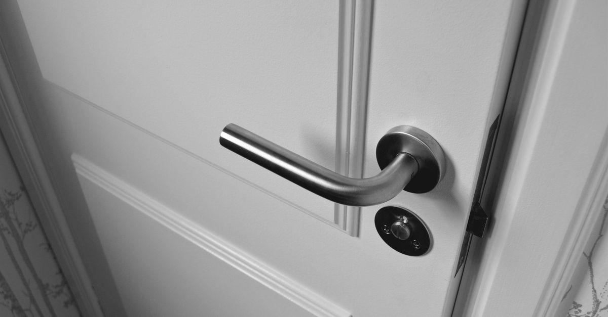door security hardware — Fort Washington Locksmiths