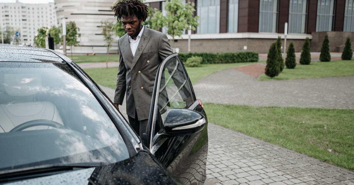 How Our Car Lockout Service Works — From Your Call to Your Open Door — Fort Washington Locksmiths