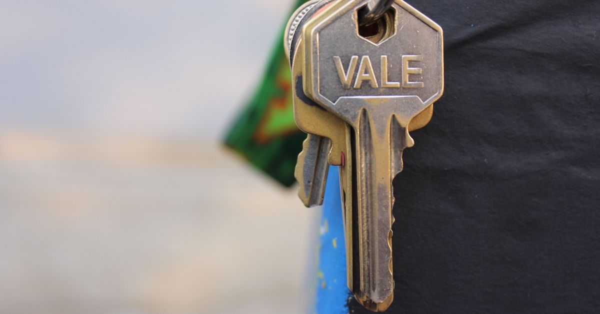 What Actually Happens When You Call Our Emergency Locksmith for a Home Lockout — Fort Washington Locksmiths